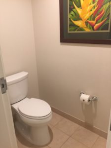 KOHALA SUITES（コハラスイーツ）専用トイレ